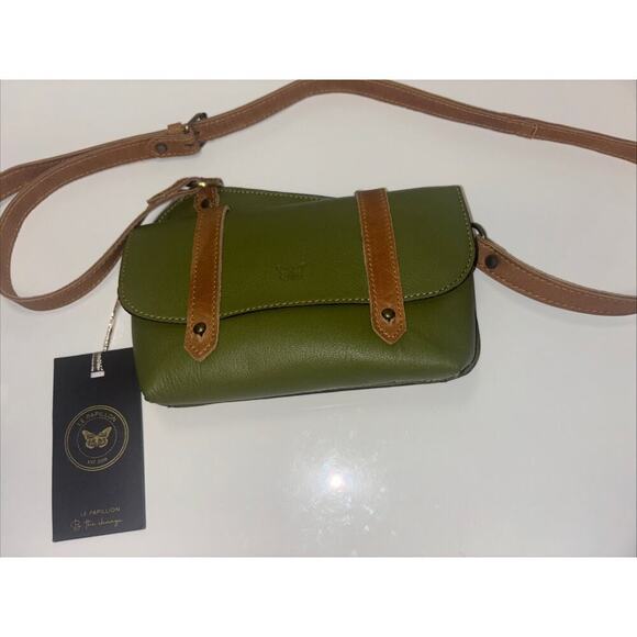 NWT Le Papillon - Butterfly- B The Change-‎ Black/ Gray Crossbody Purse Messenge - Picture 2 of 7